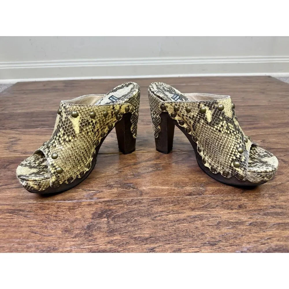 STUART WEITZMAN Genuine Snakeskin Brass Rivet Wooden Clog Platform, Sz 8.5